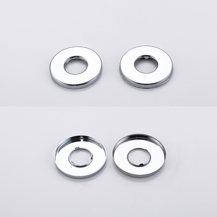 Shower Head With Side Sprayer